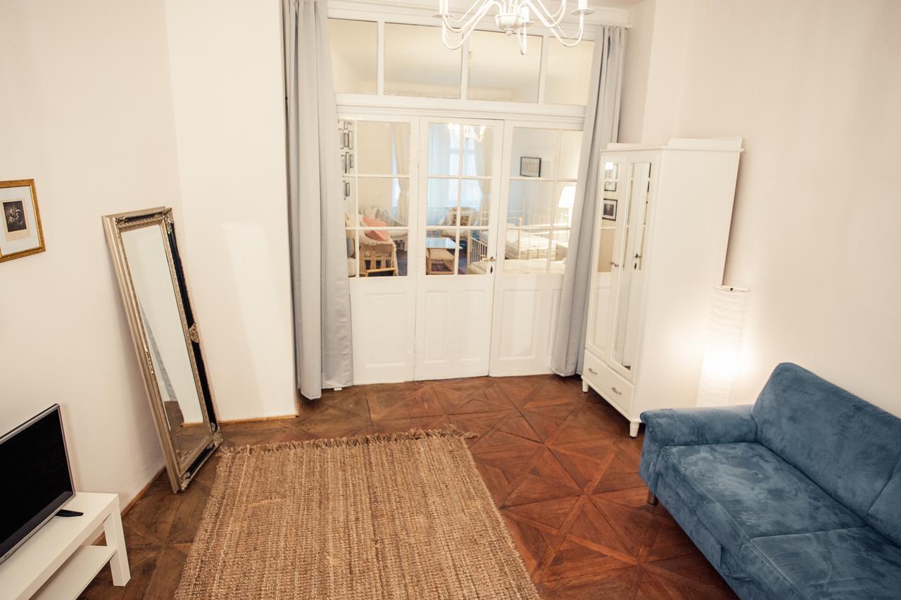 Apartment Astronomical Clock Prague Exterior photo