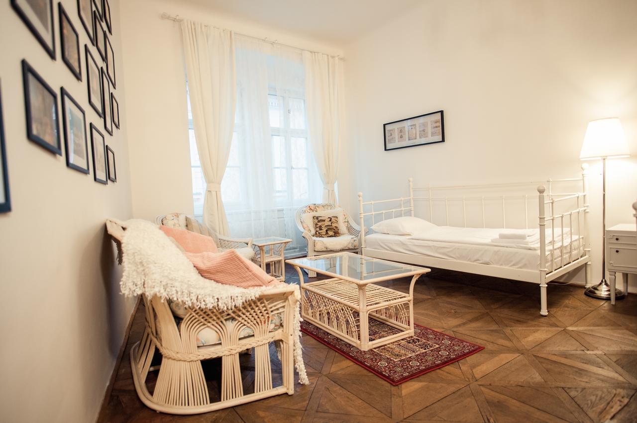 Apartment Astronomical Clock Prague Exterior photo